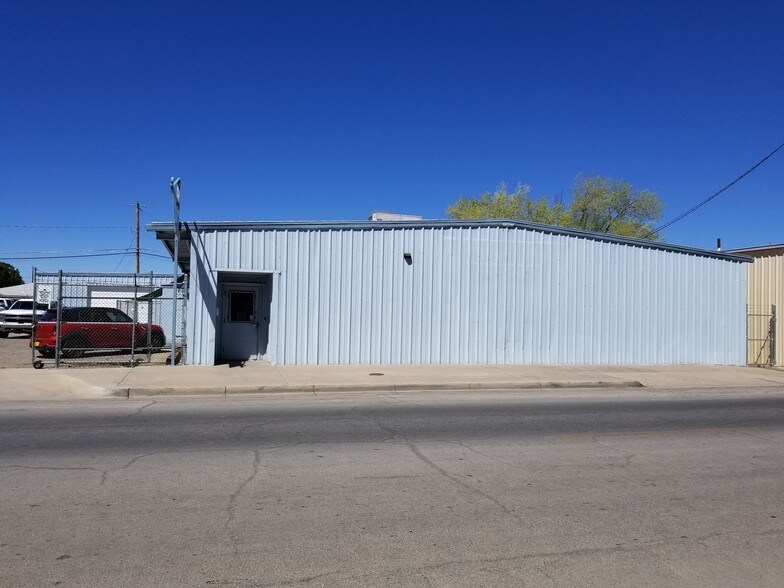 848 W Hadley Ave, Las Cruces, NM à louer - Photo de l’immeuble – Image 1 sur 31