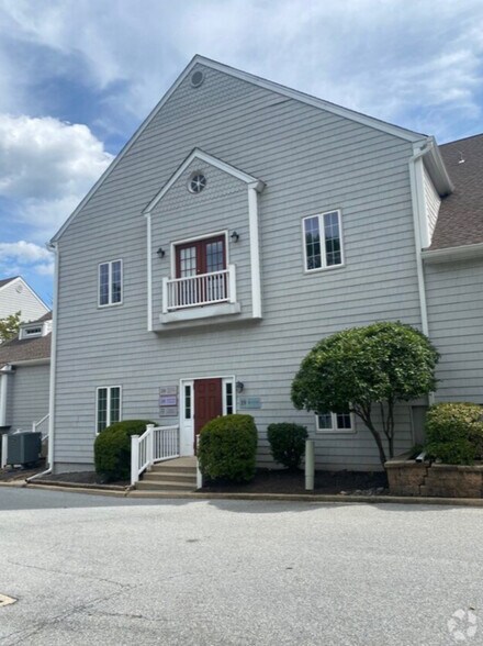 22 Mystic Lane, Malvern, PA portefeuille de 2 biens à vendre sur LoopNet.fr - Photo de l’immeuble – Image 3 sur 22