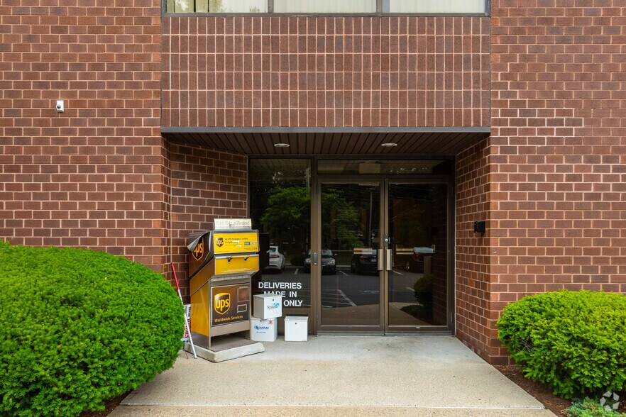 113 Water St, Milford, MA à louer - Photo de l’immeuble – Image 3 sur 5