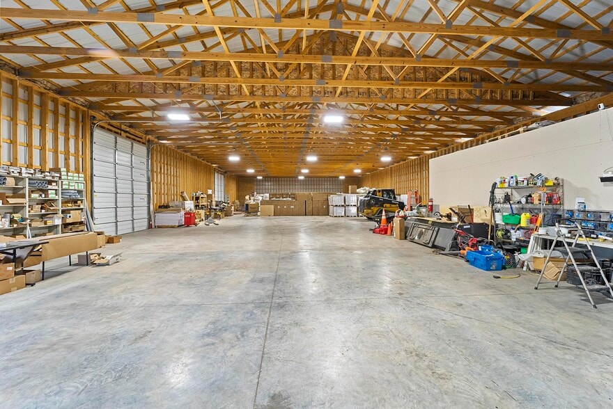 9229 Beller Dr, Mascoutah, IL à louer - Photo intérieure – Image 2 sur 6