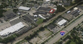 Plus de détails pour 1515 Elmwood Ave, Cranston, RI - Industriel/Logistique à louer