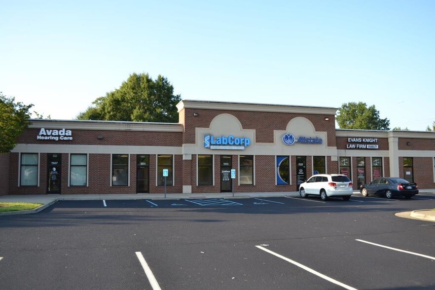 1501-1521 Hardy Cash Dr, Hampton, VA à vendre - Photo de l’immeuble – Image 3 sur 5