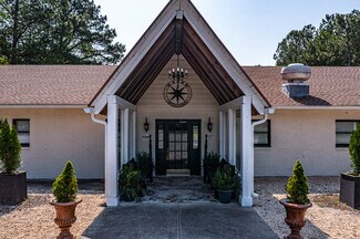 Plus de détails pour 226 Village Green Dr, Callao, VA - Spécialisé à vendre