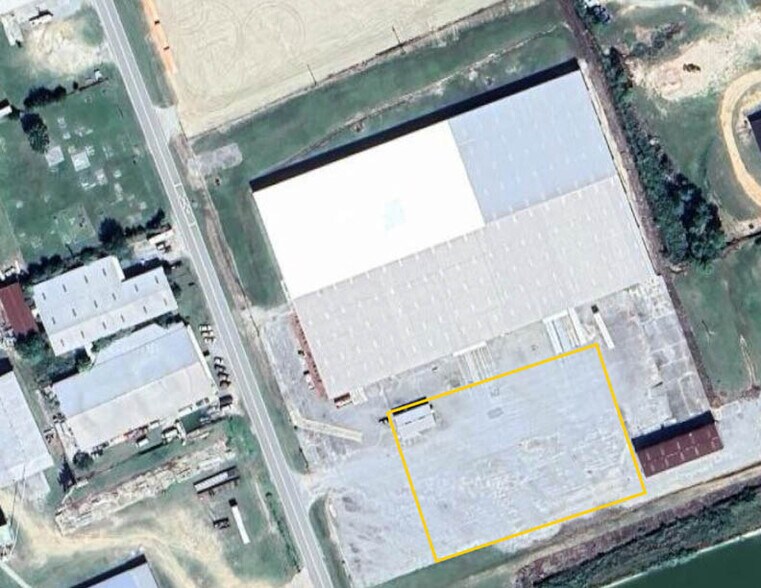 1737 Industrial Dr, Ashburn, GA à louer - Photo de l’immeuble – Image 1 sur 2