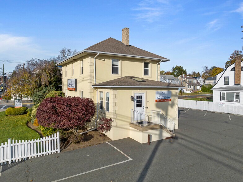 197 S Washington Ave, Bergenfield, NJ à vendre - Photo de l’immeuble – Image 2 sur 42