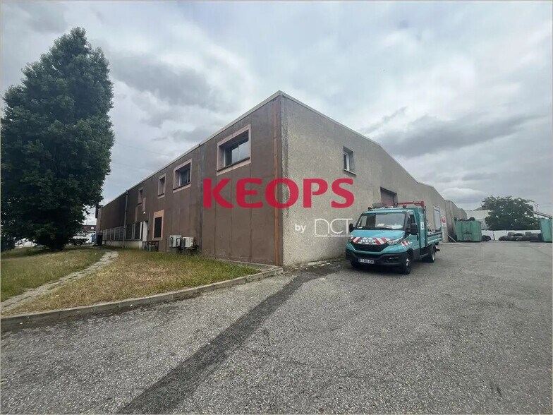 Local d’activités dans Toulouse à louer - Photo de l’immeuble – Image 3 sur 4