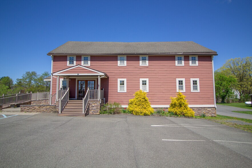 1851 US-9, Castleton On Hudson, NY à louer - Photo de l’immeuble – Image 2 sur 22