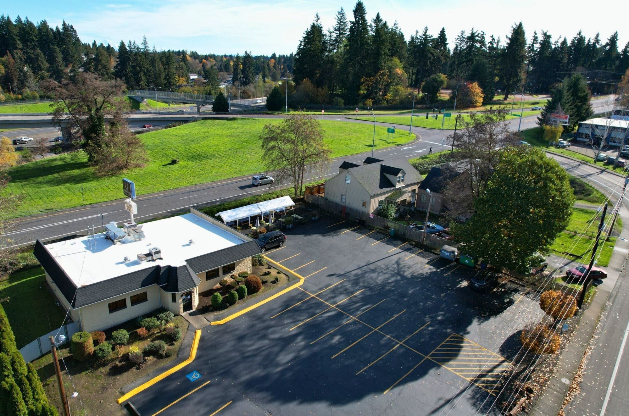 4909 NE Hazel Dell Ave, Vancouver, WA à vendre Photo principale– Image 1 sur 10