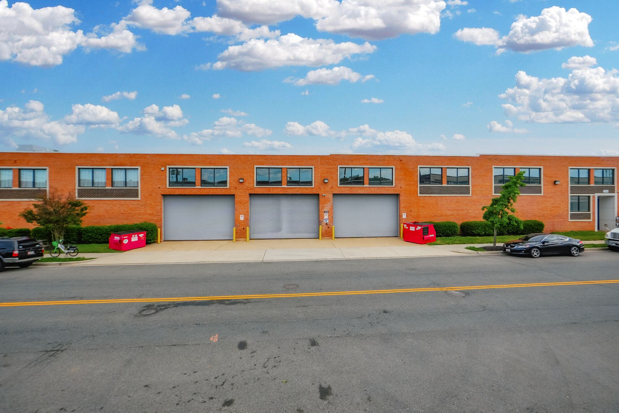 3515-3521 V St NE, Washington, DC à louer Photo de l’immeuble– Image 1 sur 4