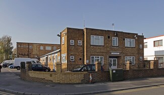 Plus de détails pour 1 David Rd, Slough - Industriel/Logistique à louer