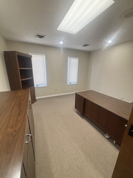 1011 N Broadway St, Knoxville, TN à louer - Photo intérieure – Image 3 sur 15