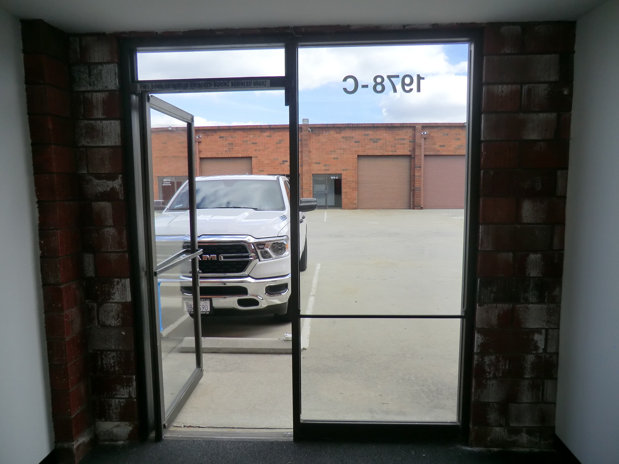 1972-1996 W Del Amo Blvd, Torrance, CA à louer Photo intérieure– Image 1 sur 8