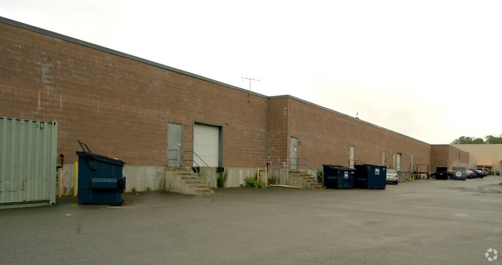 15 Stockwell Dr, Avon, MA à louer - Autre – Image 2 sur 15