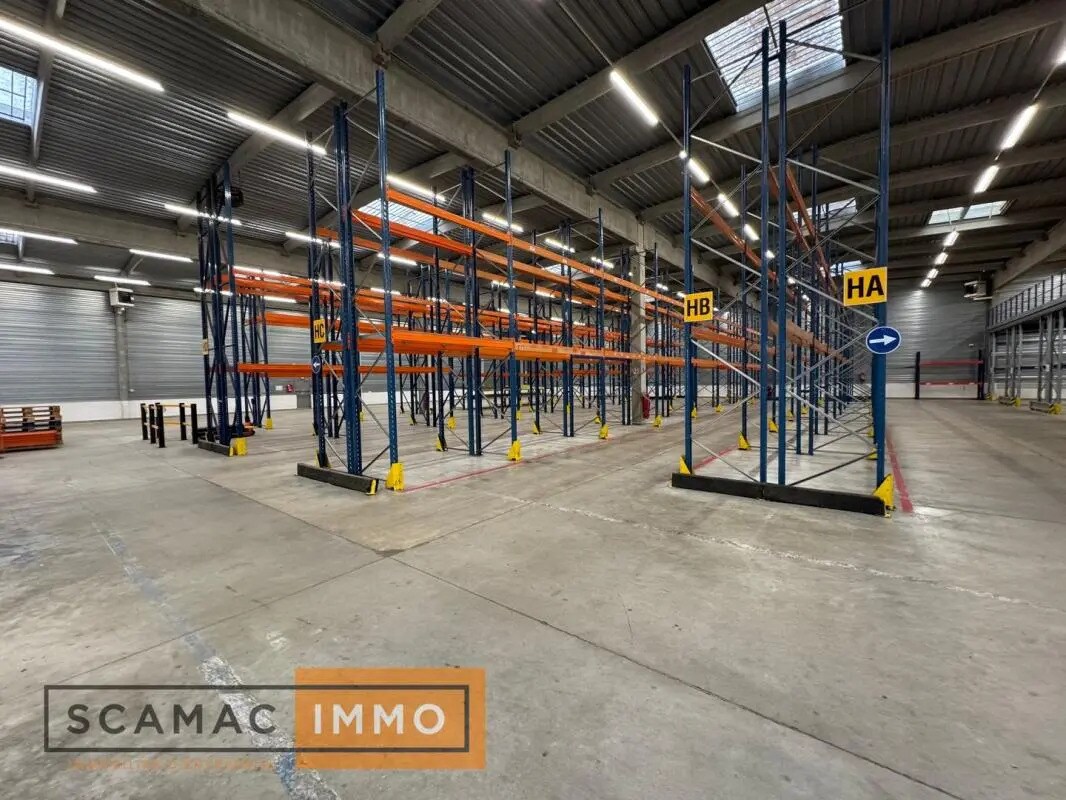 Local d’activités dans Lisses à louer Photo de l’immeuble– Image 1 sur 7