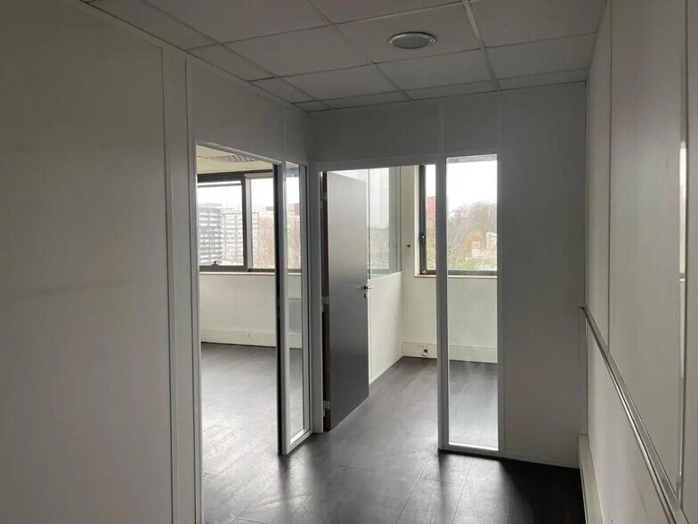 Industriel/Logistique dans Saint-Denis à louer - Photo de l’immeuble – Image 2 sur 19