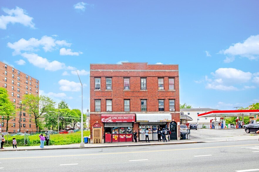 224 S Orange Ave, Newark, NJ à vendre - Photo de l’immeuble – Image 2 sur 6