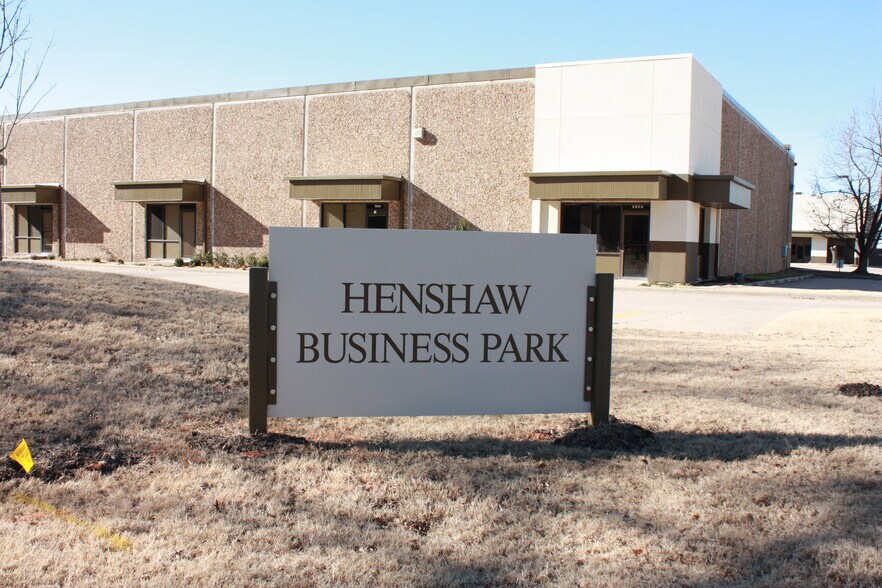 2502-2628 N Hemlock Cir, Broken Arrow, OK à louer - Photo de l’immeuble – Image 2 sur 16