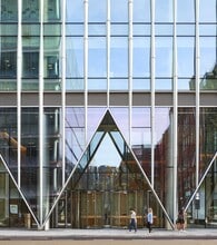 11 Bressenden Pl, Londres à louer Photo de l’immeuble– Image 1 sur 5