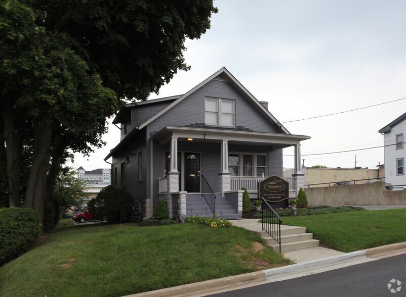 7 Park Ave, Gaithersburg, MD à vendre - Photo de l’immeuble – Image 2 sur 10