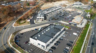 Plus de détails pour 801 Bridgeport Ave, Shelton, CT - Local commercial à louer