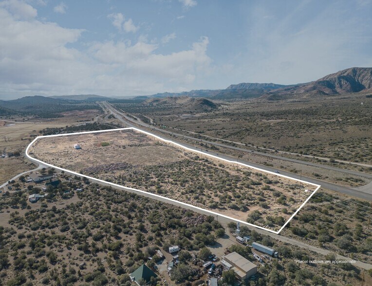 1905 N Anderson Junction Rd, Toquerville, UT à vendre - Photo de l’immeuble – Image 2 sur 7
