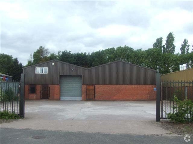 Hawks Green, Cannock à louer Photo principale– Image 1 sur 10