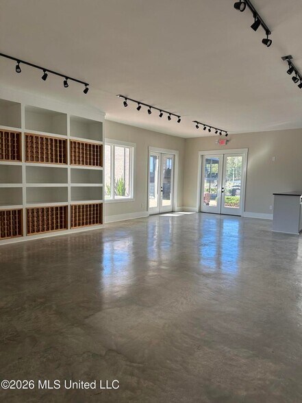 253 N Natchez Dr, Madison, MS à vendre - Photo de l’immeuble – Image 3 sur 31