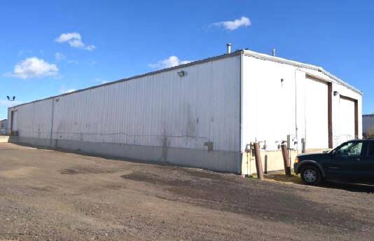 4241 E 64th Ave, Commerce City, CO à louer - Photo de l’immeuble – Image 3 sur 7
