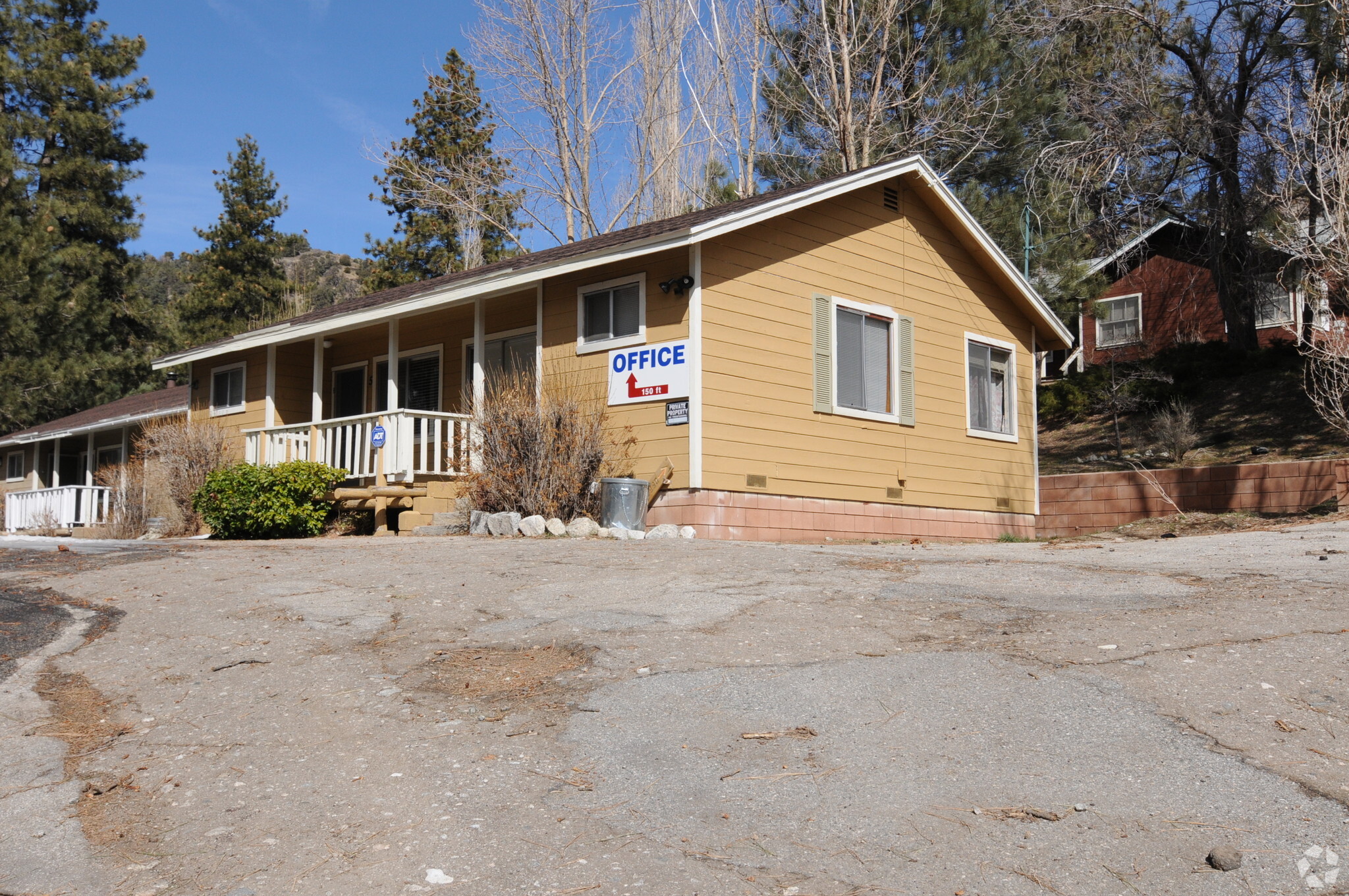 1054-1098 State Highway 2, Wrightwood, CA à vendre Photo de l’immeuble– Image 1 sur 79