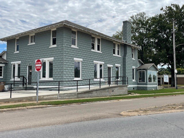 206 Falls Blvd N, Wynne, AR à vendre - Photo de l’immeuble – Image 2 sur 6