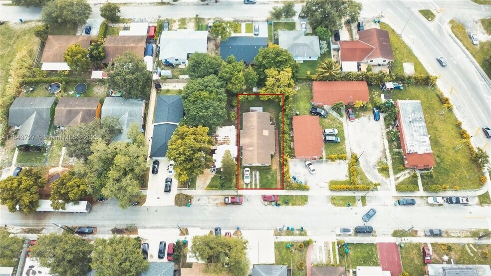 8000 NW 12th Ct, Miami, FL à vendre - Photo de l’immeuble – Image 2 sur 14