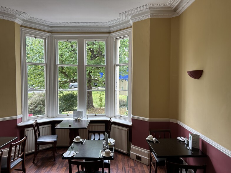 79-80 London Rd, Tunbridge Wells à vendre - Photo de l’immeuble – Image 3 sur 14