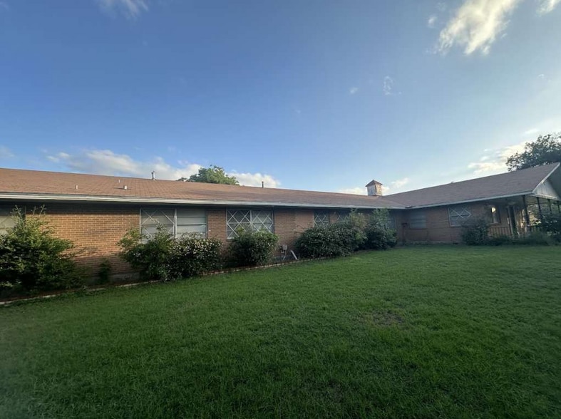 1901 W Elliott St, Breckenridge, TX à vendre - Photo de l’immeuble – Image 3 sur 13