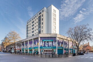 Plus de détails pour Midgate, Peterborough - Local commercial à louer