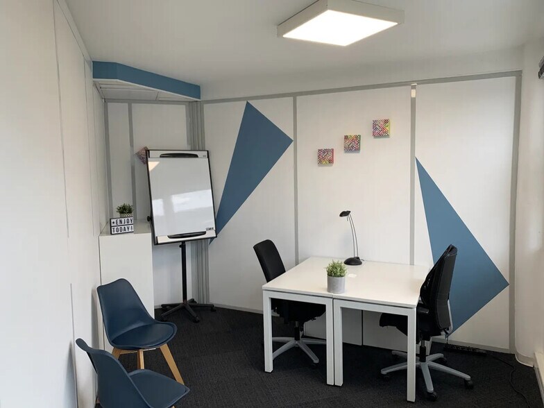 450 Rue Baden Powell, Montpellier à louer - Photo de l’immeuble – Image 2 sur 15
