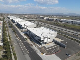 Plus de détails pour NWC Linden Ave & Casmalia, Rialto, CA - Industriel/Logistique à louer
