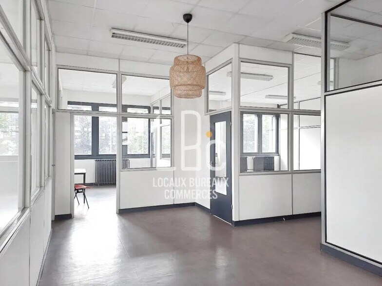 Bureau dans Saint-Herblain à louer - Photo de l’immeuble – Image 3 sur 6