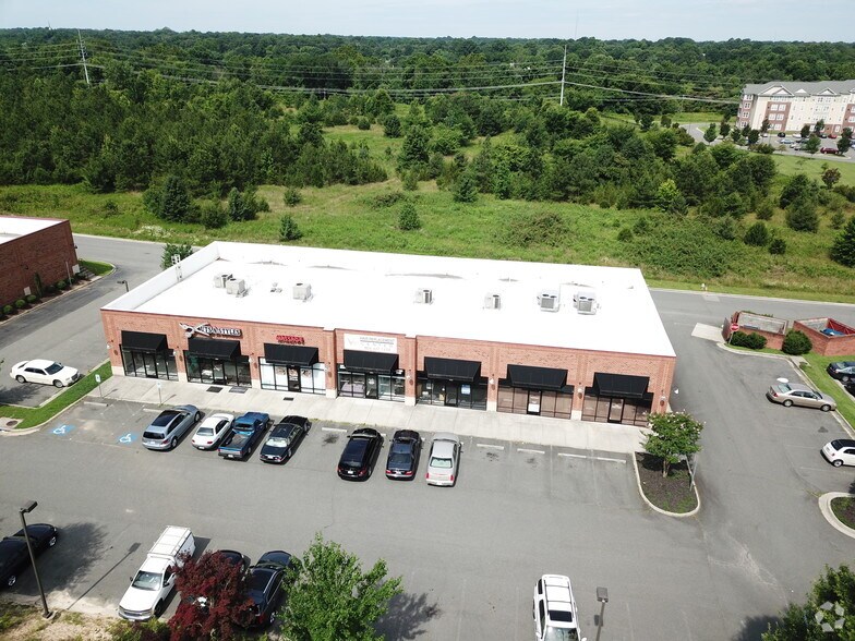 5936-5948 Brook Rd, Richmond, VA à louer - Aérien – Image 3 sur 9