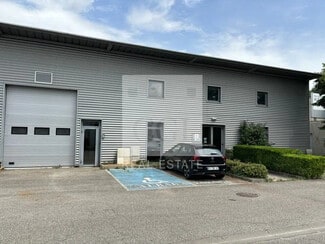 Plus de détails pour Local d'activités à louer