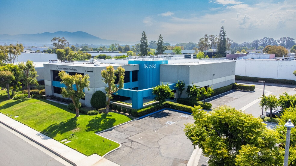 5 Vanderbilt, Irvine, CA à vendre - Photo de l’immeuble – Image 3 sur 9