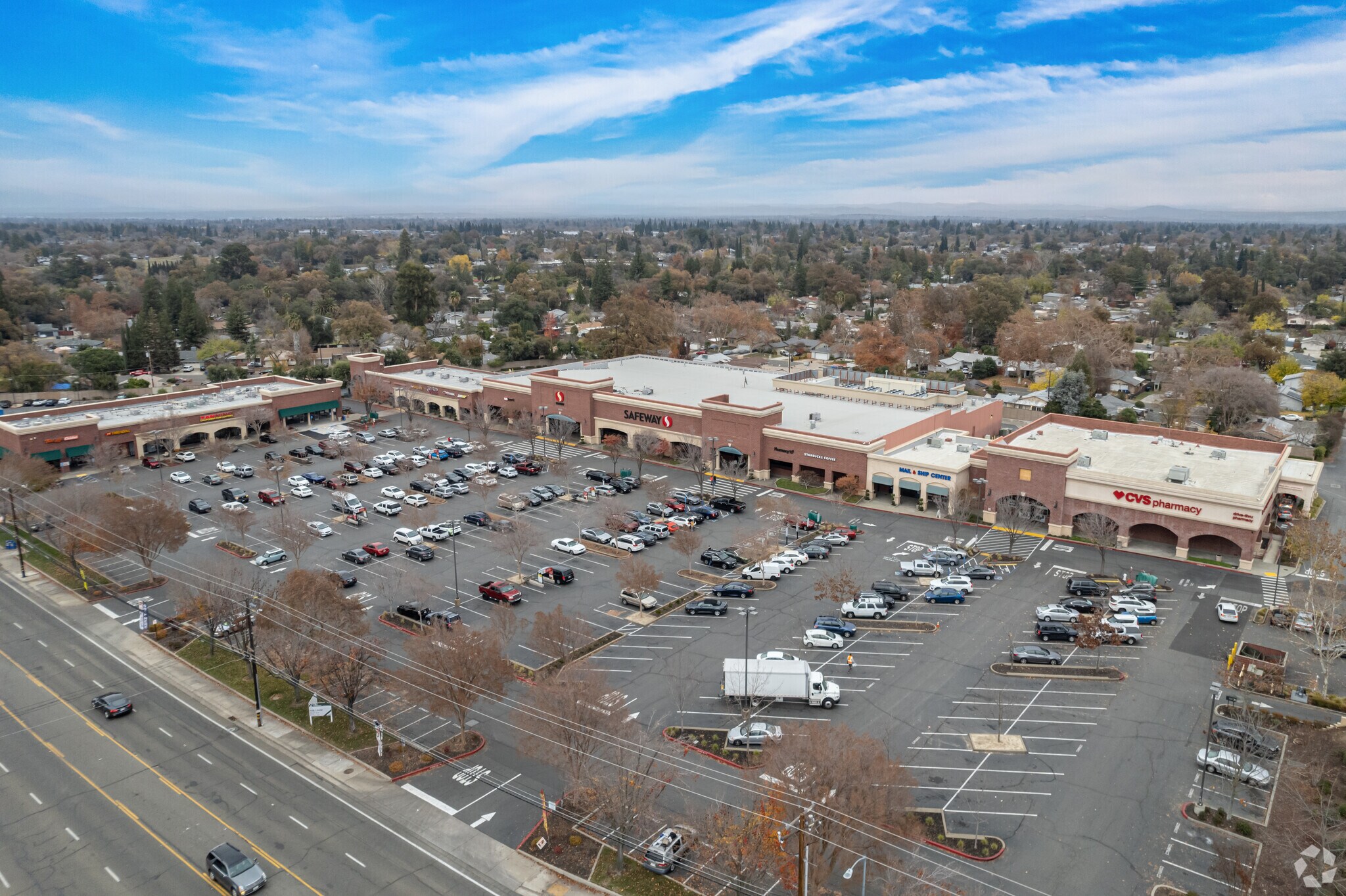 5420-5540 Dewey Dr, Fair Oaks, CA à louer Photo principale– Image 1 sur 4