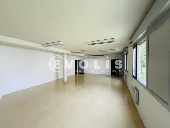 Plus de détails pour 2 B Rue Alfred Nobel, Champs-sur-Marne - Bureau à louer