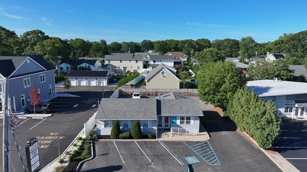 2417 Bridge Ave, Point Pleasant, NJ à vendre - Vidéo sur l’annonce professionnelle – Image 2 sur 30