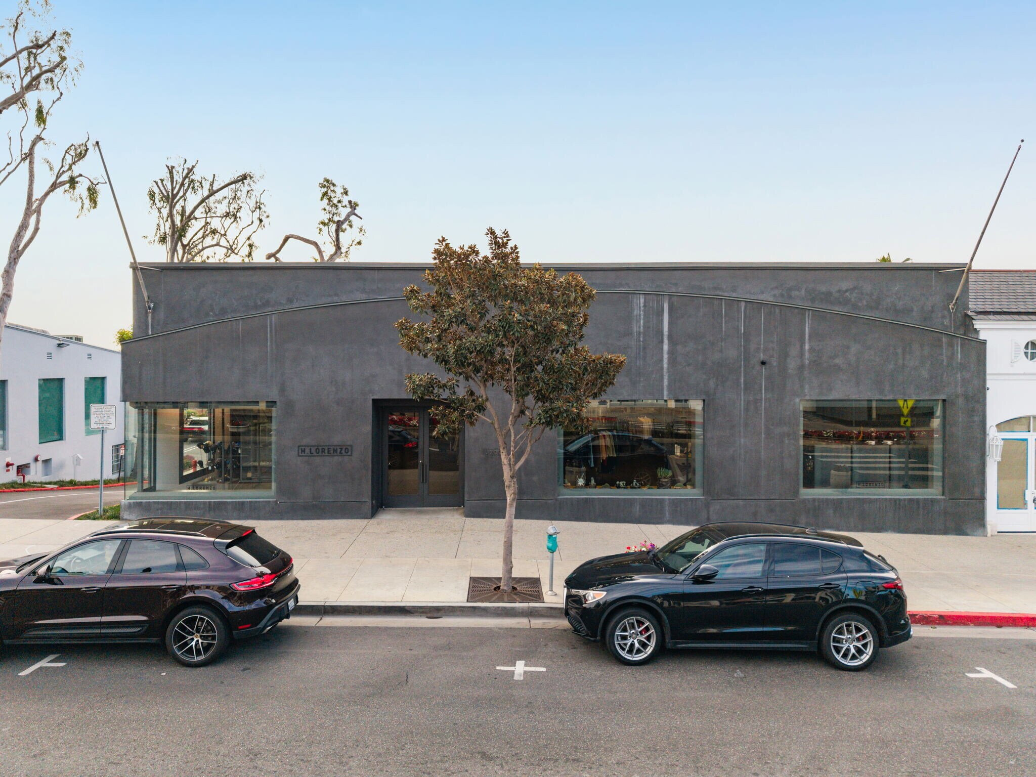 8700 W Sunset Blvd, West Hollywood, CA à louer Photo de l’immeuble– Image 1 sur 17