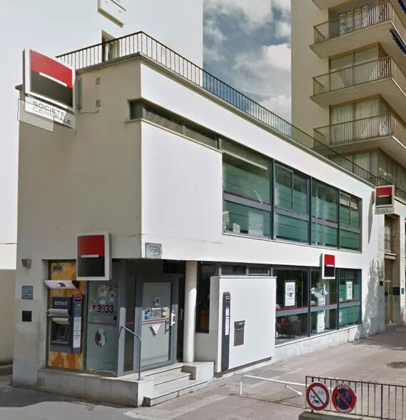 Local commercial dans Boulogne-Billancourt à louer - Photo de l’immeuble – Image 1 sur 4