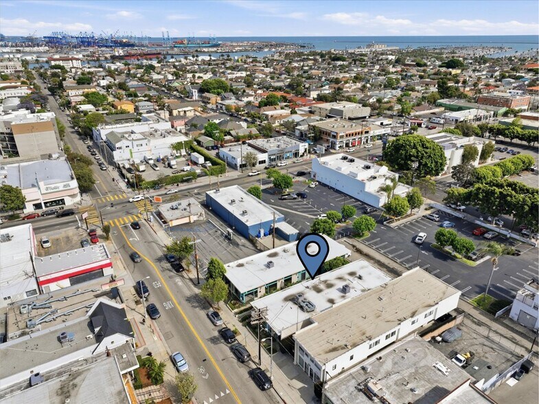 527 W 9th St, San Pedro, CA à vendre - Photo de l’immeuble – Image 2 sur 20