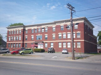 Plus de détails pour 32 College Ave, Waterville, ME - Bureau à louer