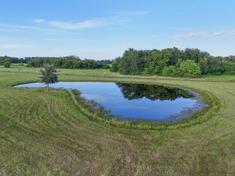 24118 MARGERSTADT Rd, Hockley, TX à vendre - Photo de l’immeuble – Image 2 sur 20