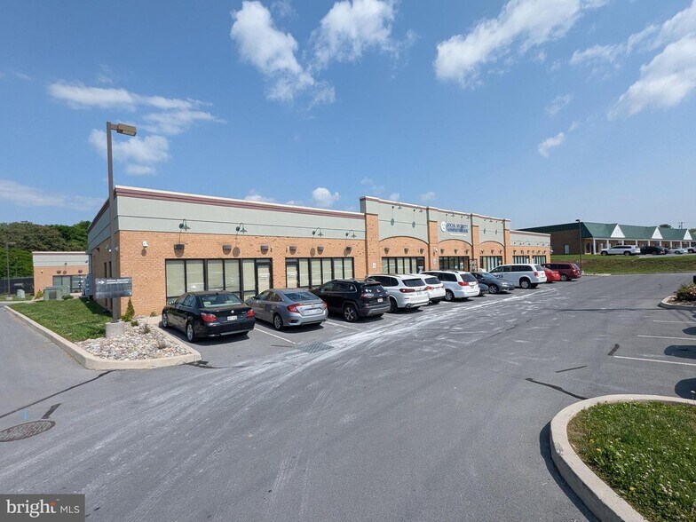 14 Compass Pt, Martinsburg, WV à louer - Photo de l’immeuble – Image 3 sur 23