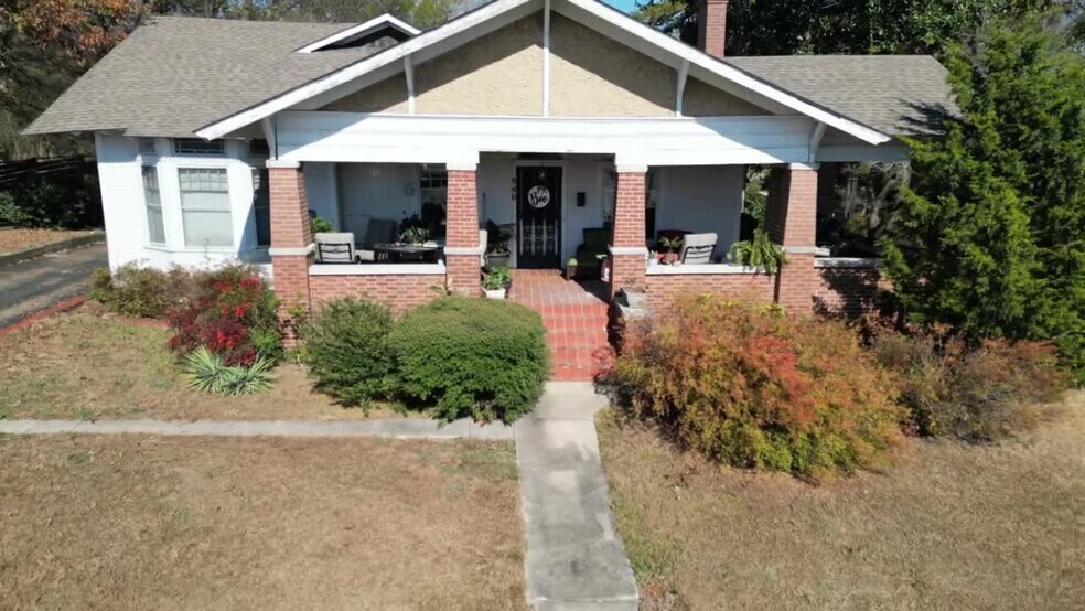 914 21st St, Haleyville, AL à vendre - Vidéo sur l’annonce professionnelle – Image 2 sur 2